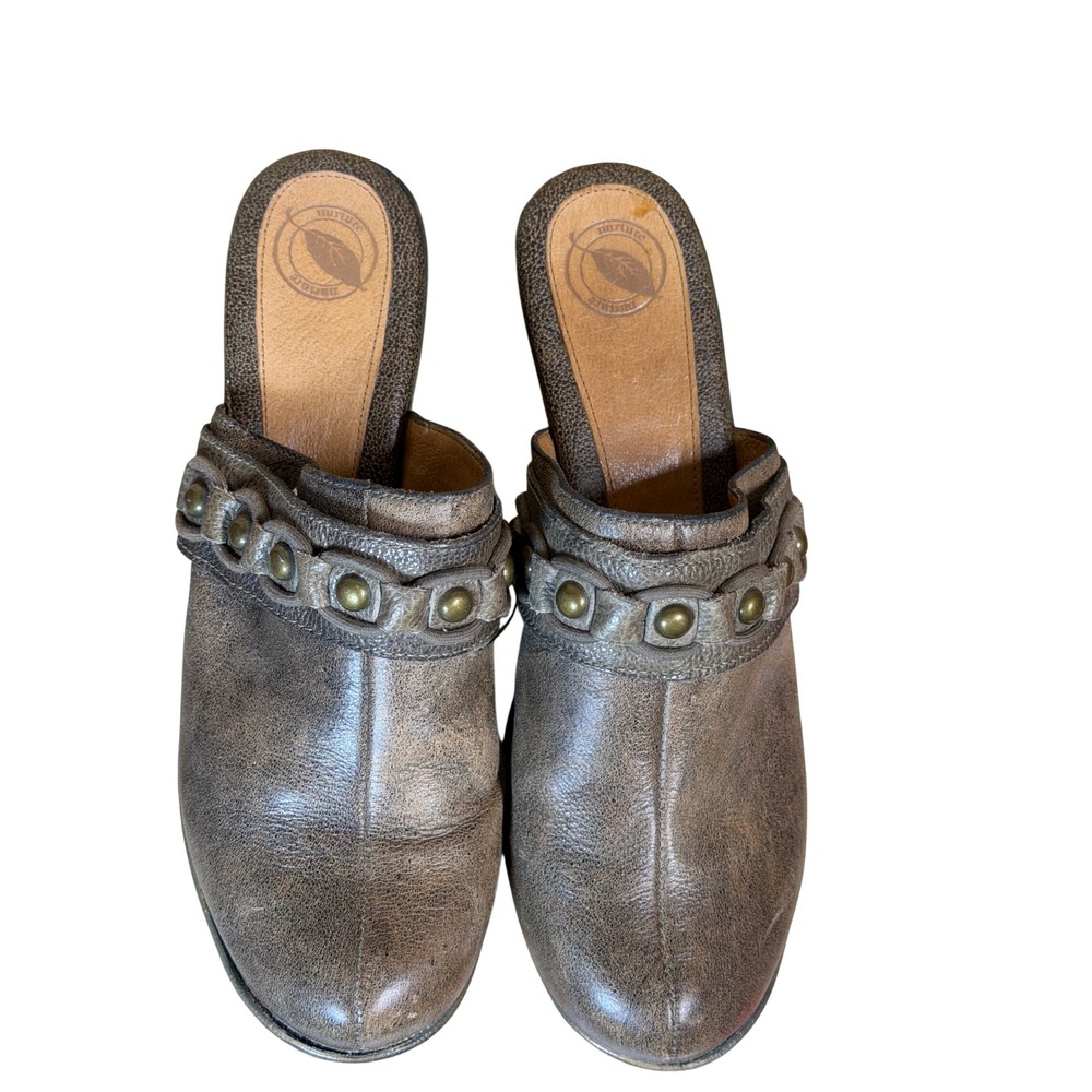 Nurture Brown Distressed Leather Studded Clogs Mules Block Heel Womens 9.5M